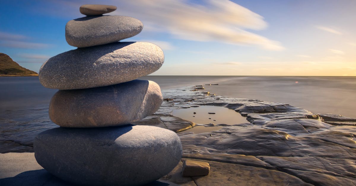 entdecken sie die bedeutung und die verschiedenen arten von balance im alltag, von emotionaler balance bis zur physikalischen gleichgewichtstheorie. erfahren sie, wie balance in ihrem leben zu mehr harmonie und wohlbefinden führen kann.