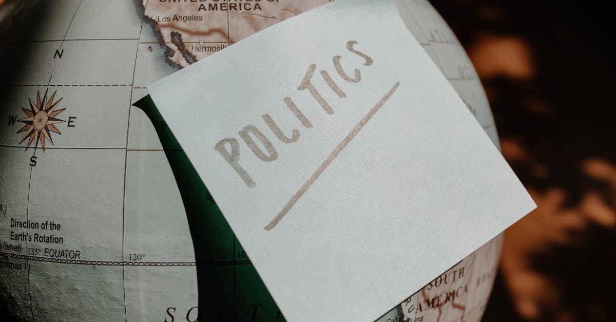 entdecken sie die komplexen dynamiken und herausforderungen der weltpolitik. erfahren sie mehr über internationale beziehungen, geopolitische strategien und die auswirkungen globaler entscheidungen auf unsere gesellschaft.