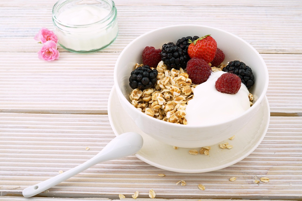 entdecken sie kreative frühstücksschalen, die gesund, lecker und einfach zuzubereiten sind – perfekt für einen energiegeladenen start in den tag.
