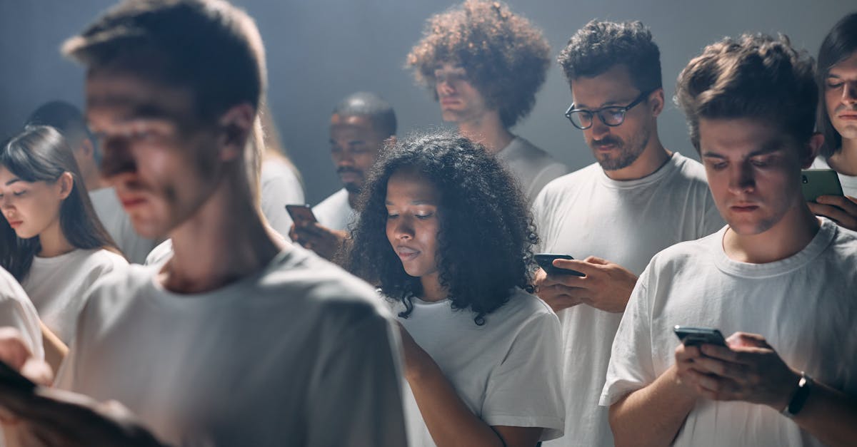 Gemeinschaftserlebnis: Die Kraft des kollektiven Erlebens in der modernen Gesellschaft
